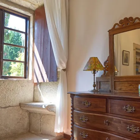 Exclusivo Pazo Gallego En Rias Baixas 贡多马尔